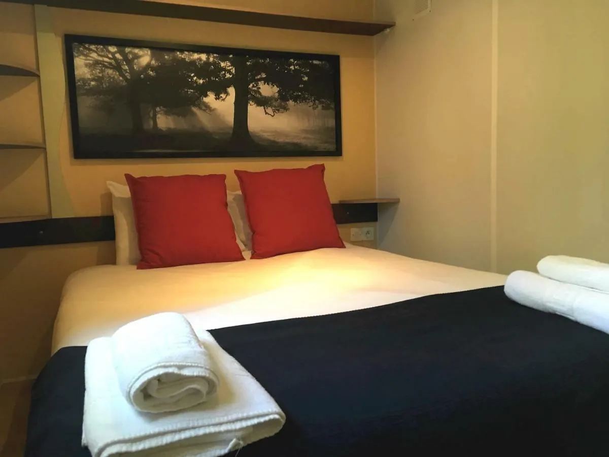 Camping La Fundicion Cazalla de la Sierra 2*,  Spain