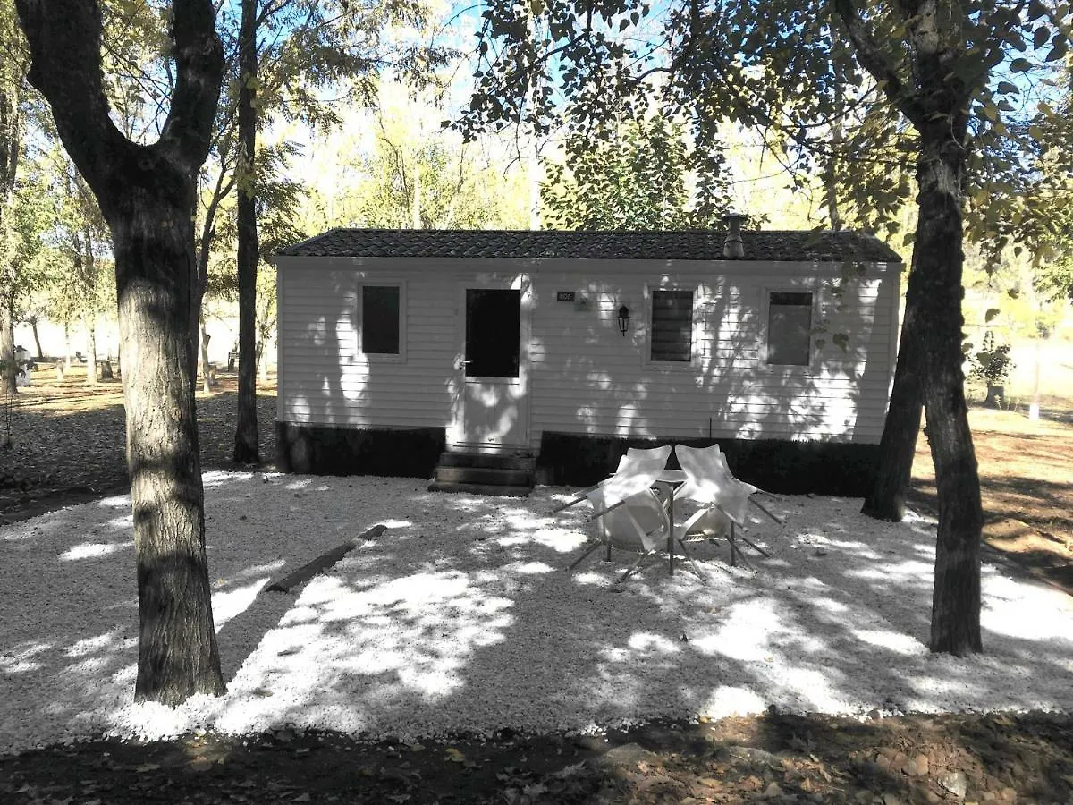 Camping La Fundicion Cazalla de la Sierra 2*,