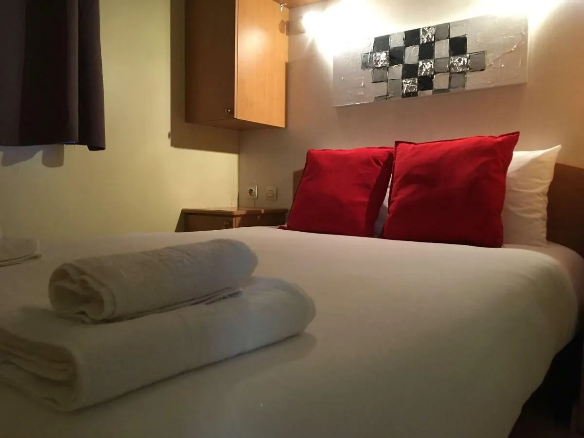 Camping La Fundicion Cazalla de la Sierra